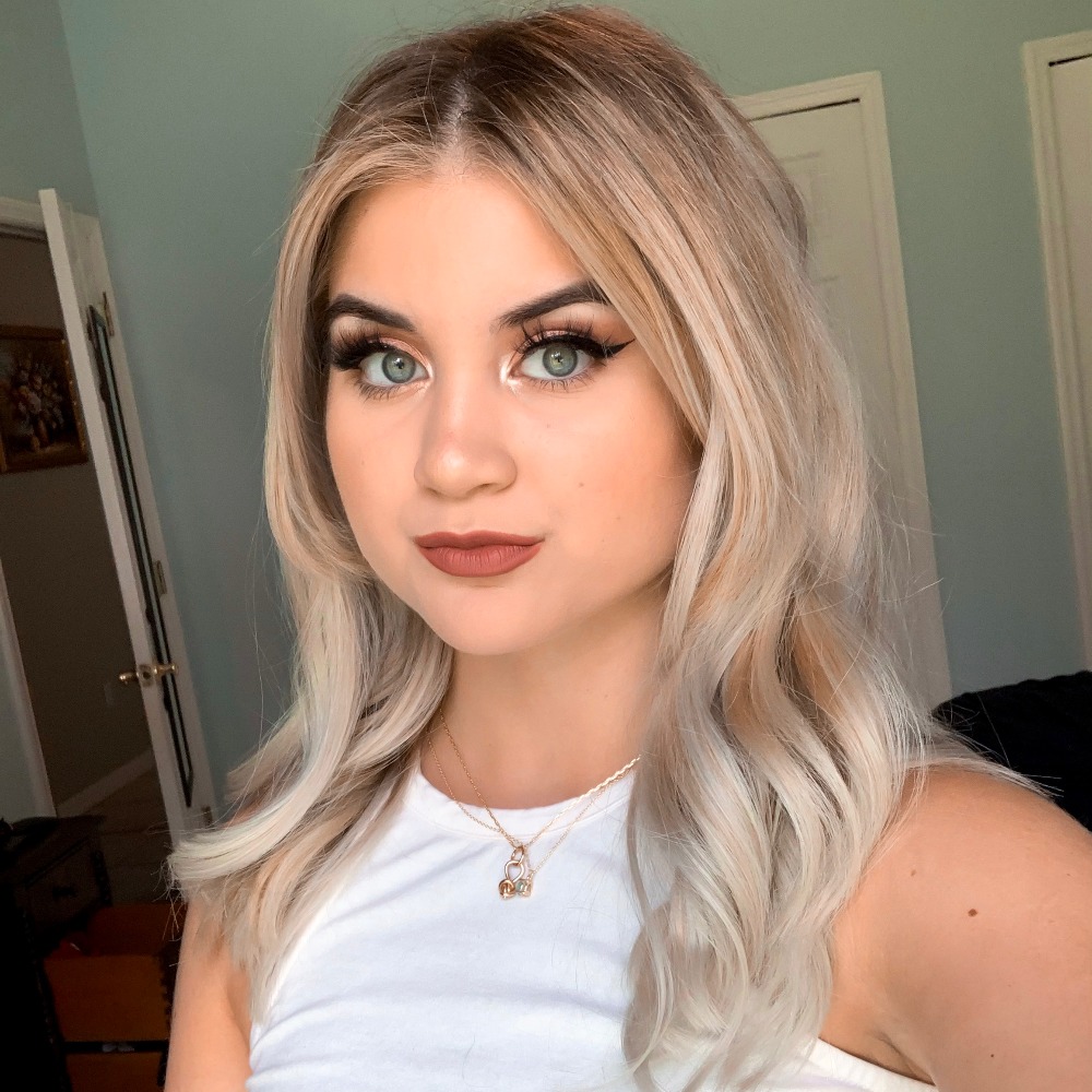 Meet your Posher, Arielle